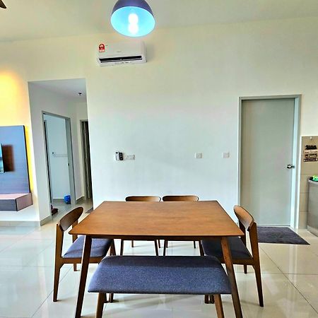 Amber Cove Melaka By Ggm Apartment Exterior photo